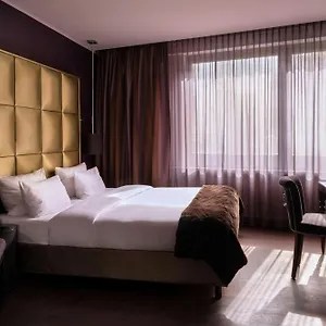 Roomers 5* Frankfurt am Main